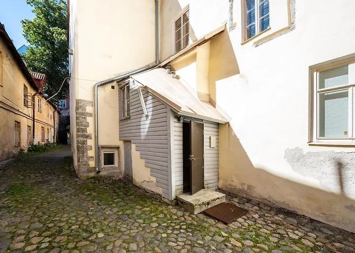 Appartement 15th Century Flat With Parking, High Ceilings